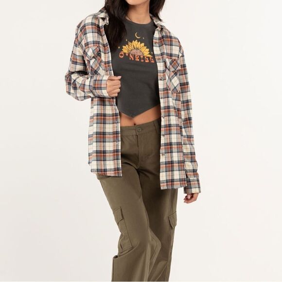 Boyfriend Flannel  - Picture 4 of 4